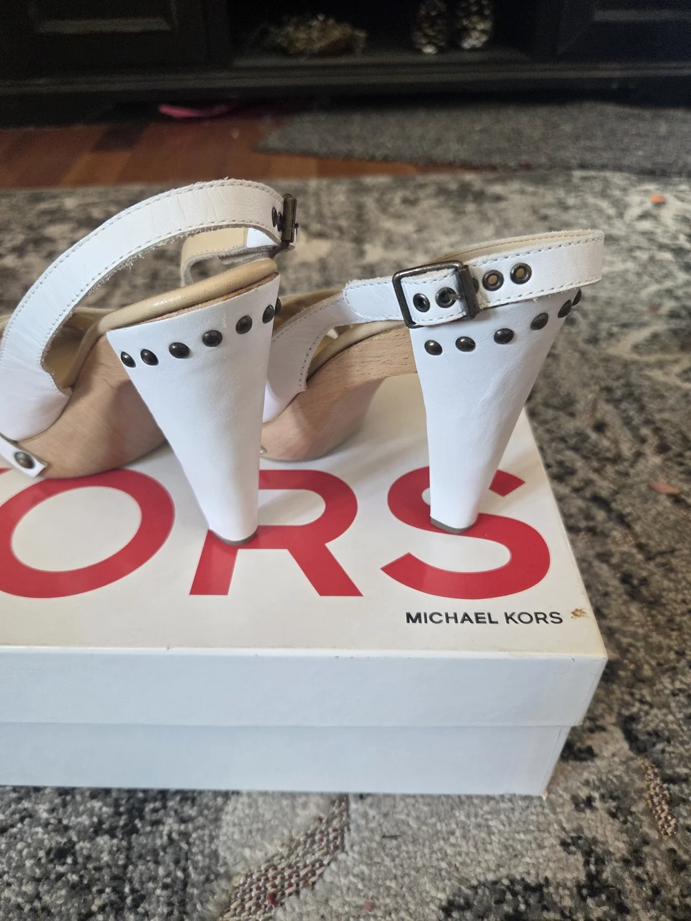 Michael Kors HAMPTON White  Slingback Heels SIZE 5